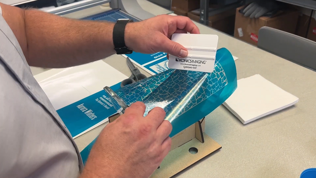 apply stencil to glass with Smart Jig